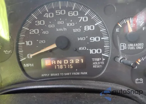 2002 Chevrolet Express из США, поврежденный, VIN 1GAHG39R121165823